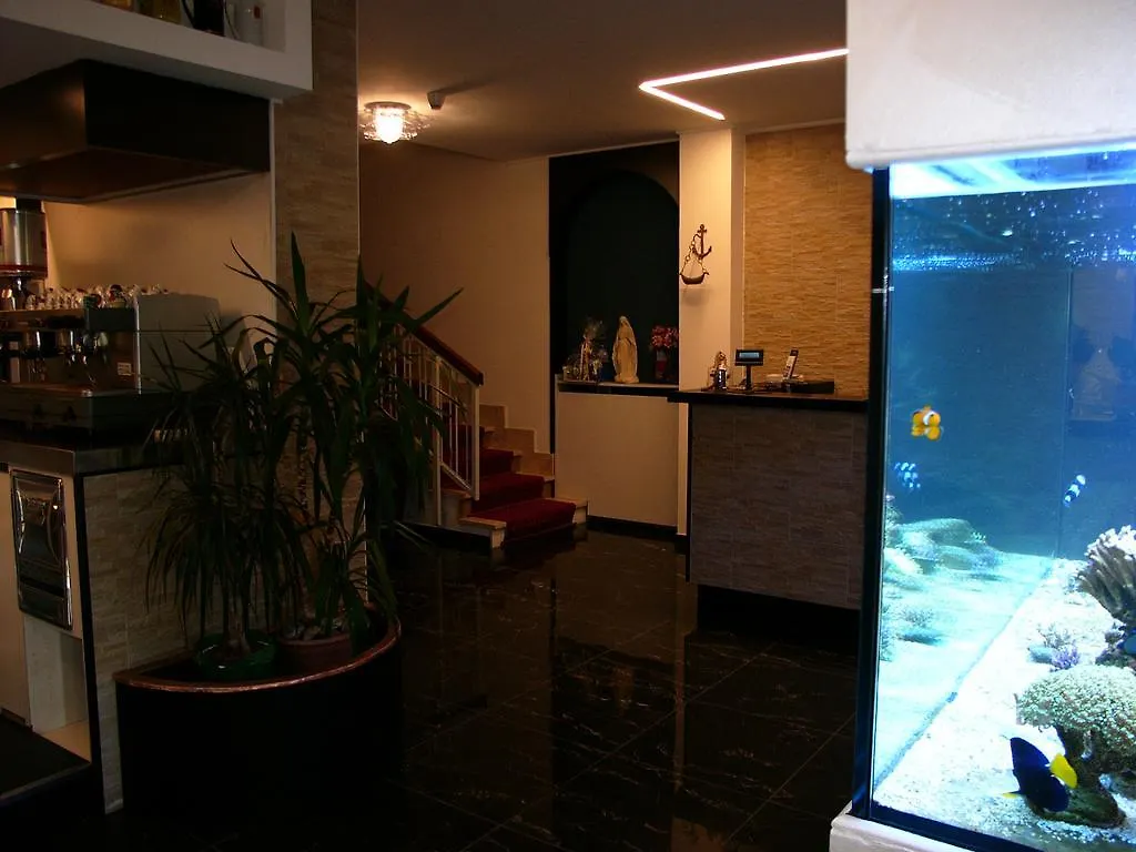 Hotel Lido Deiva Marina 4*,  Italy